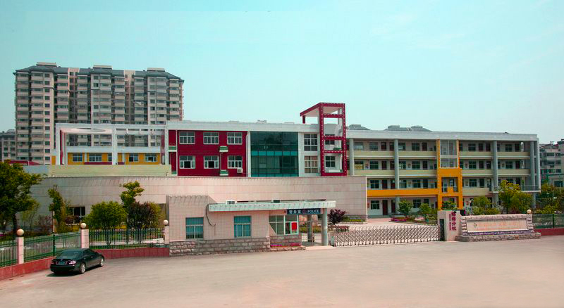 性能強(qiáng)有顏值，讓LED顯示屏的美綻放校園